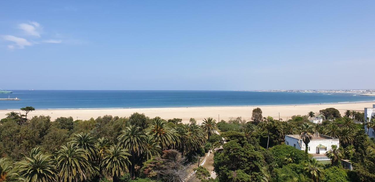 Appartement Au Centre De Mohammedia, A 2Mn De La Plage Exterior photo