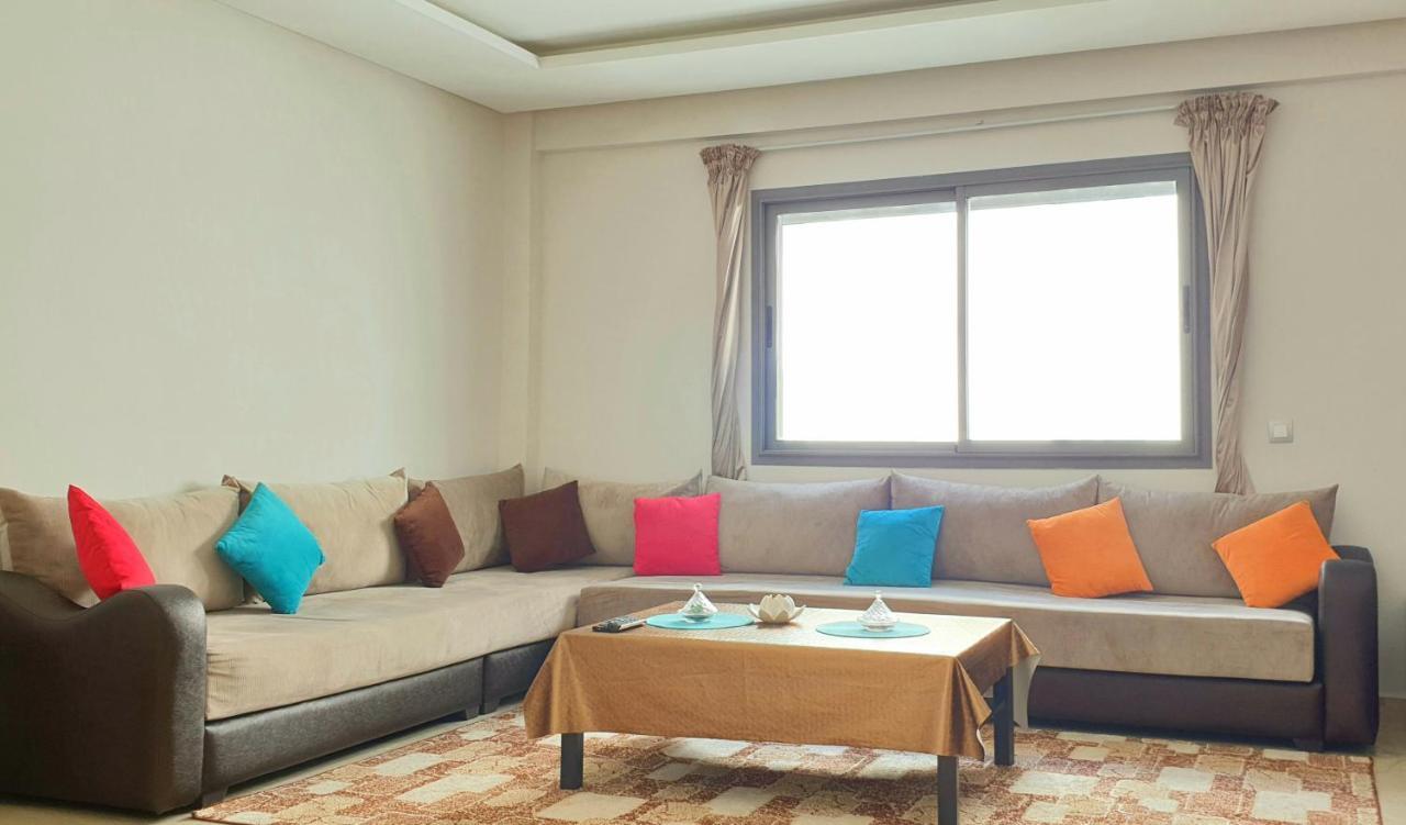 Appartement Au Centre De Mohammedia, A 2Mn De La Plage Exterior photo